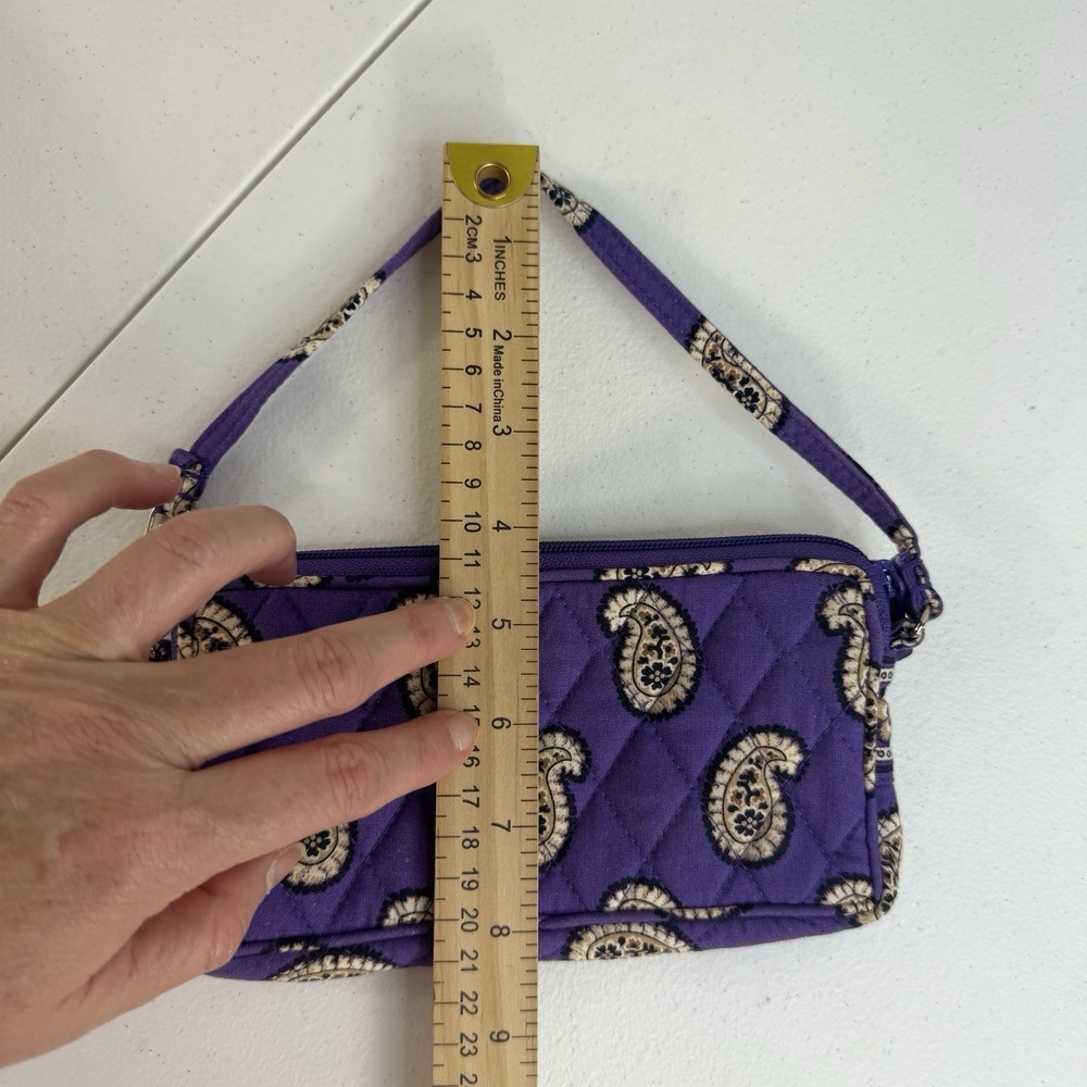 Vera Bradley Simply Violet Wristlet Wallet Purple Floral Paisley Zip ID Card - Picture 12 of 14
